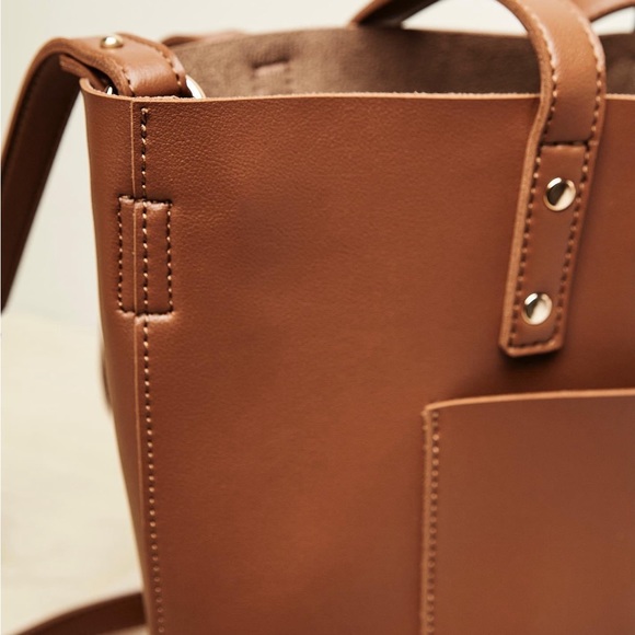 Henny + Lev 2 in 1 Vegan Leather Everyday Tote - Picture 5 of 7